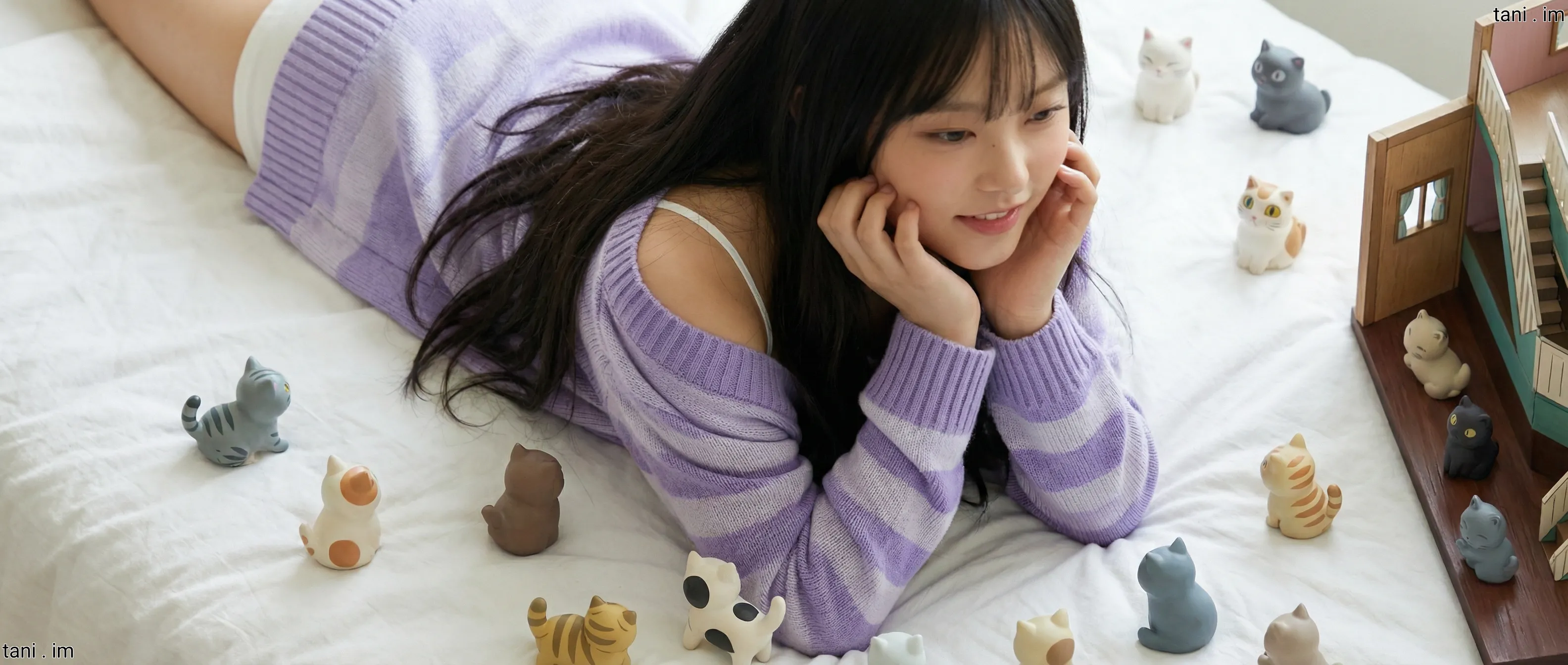 Image tagged Cat, Sweater, Figurine